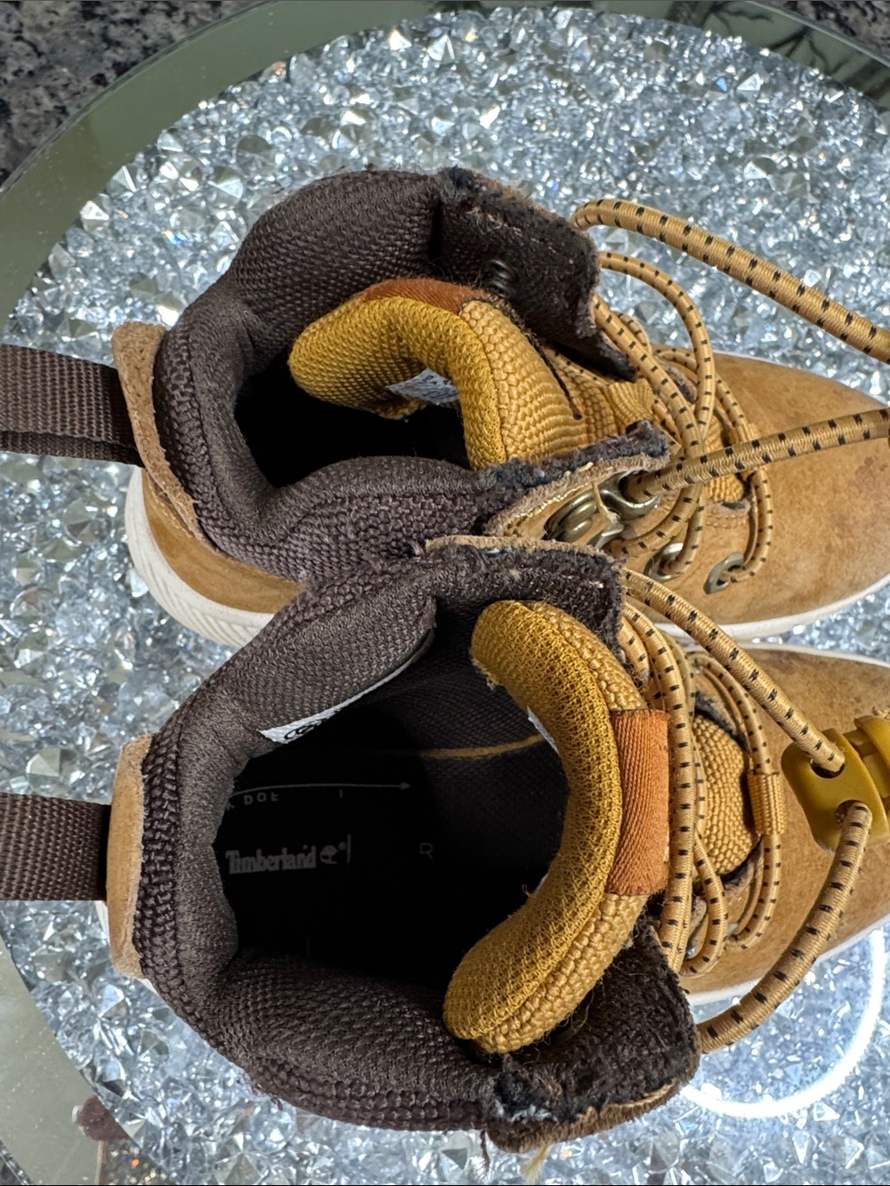 Timberland toddler Tan Suede Ankle Boots with White Sole 9 - Picture 9 of 14